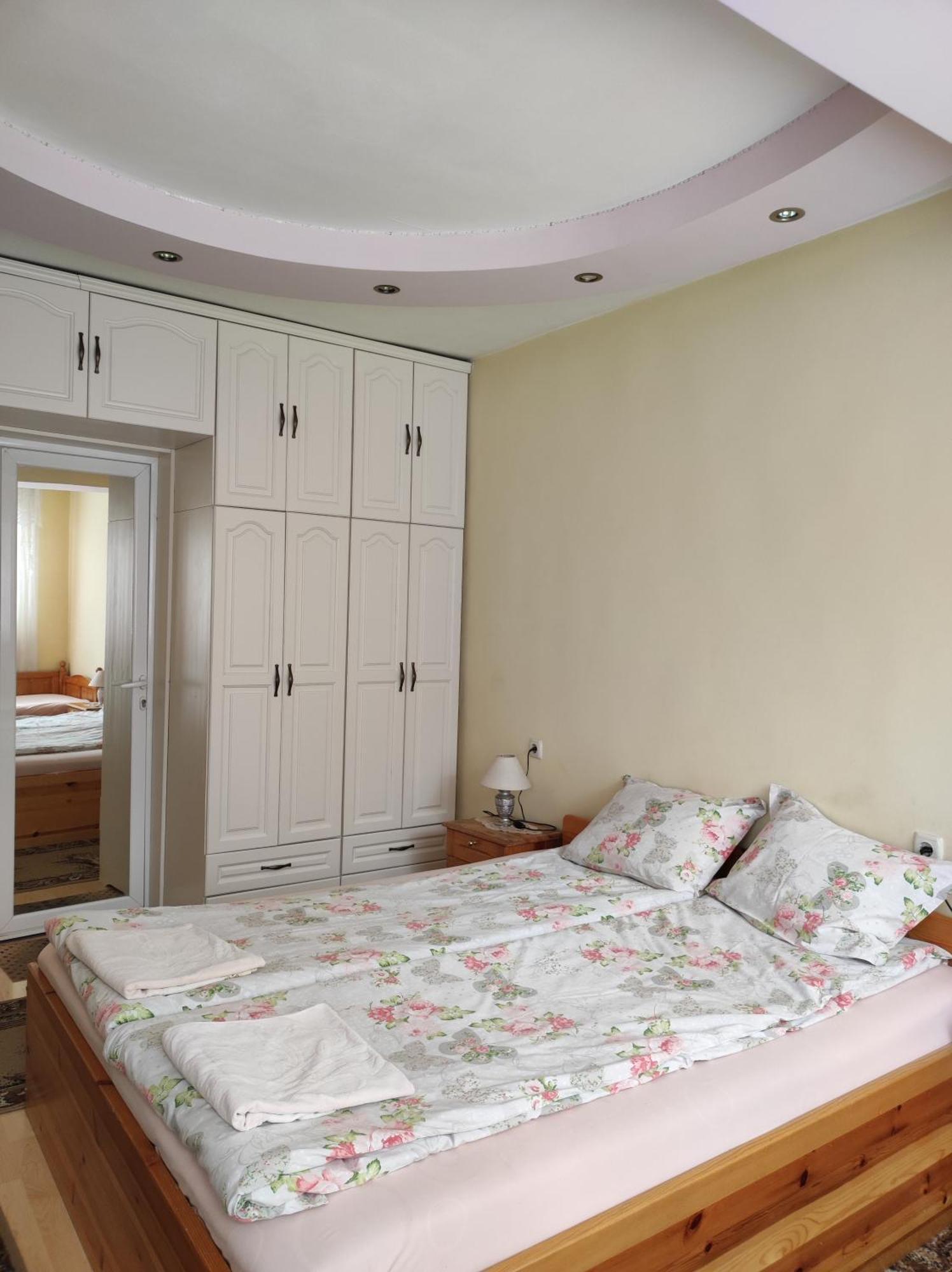 Family Hotel Velevi Velingrad Exterior photo