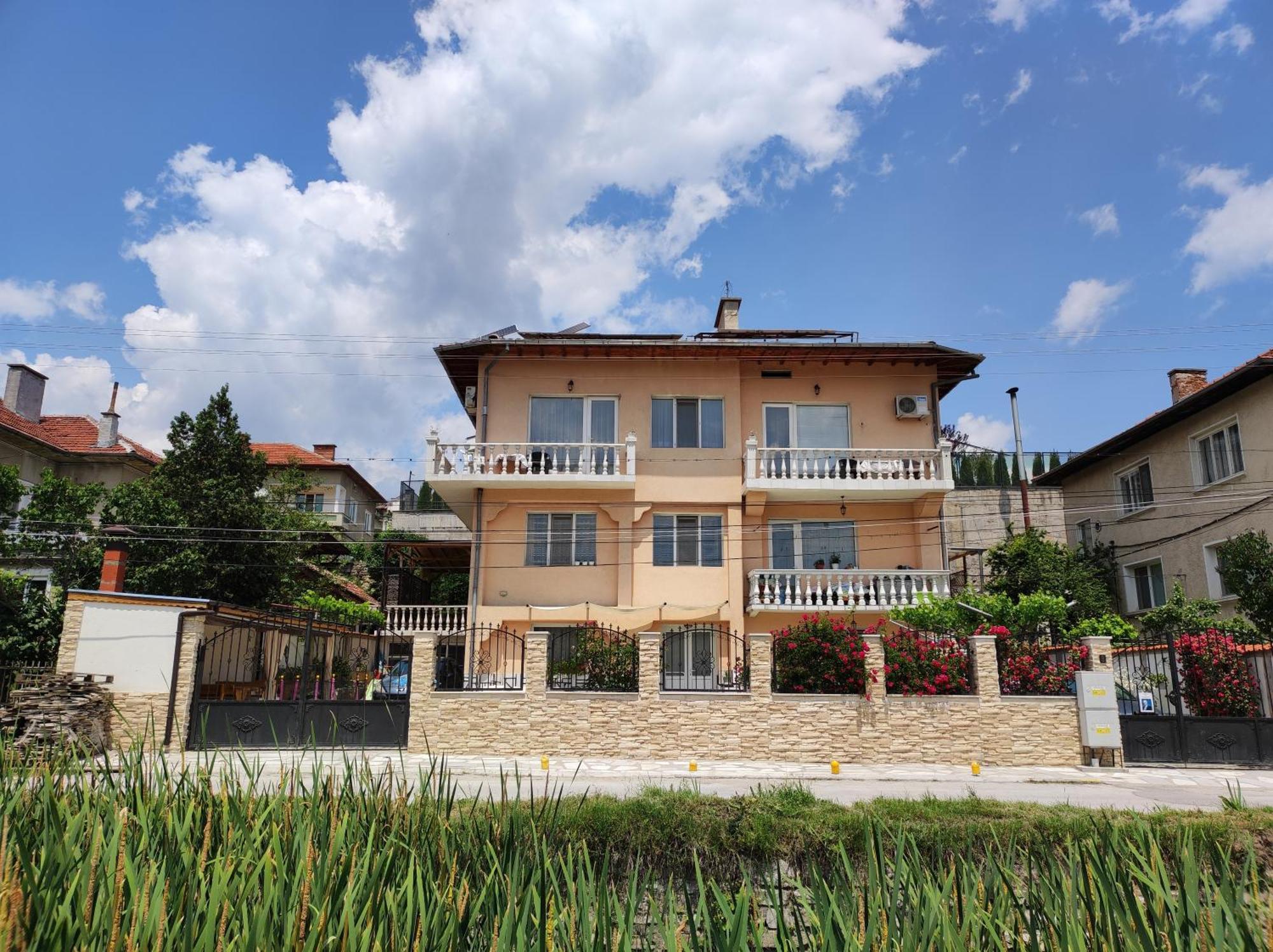 Family Hotel Velevi Velingrad Exterior photo